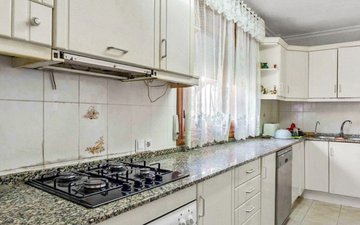 Property slide 11