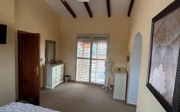 Property slide 25