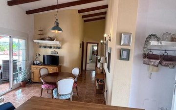 Property slide 39