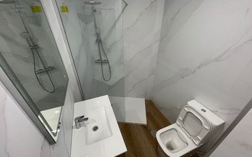 Property slide 10