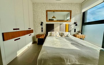 Property slide 18