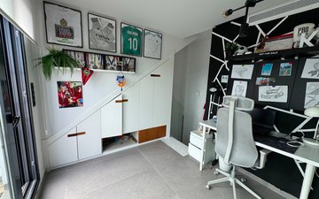 Property slide 25
