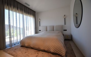 Property slide 18