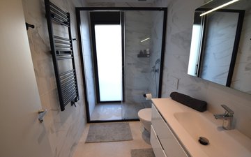 Property slide 22