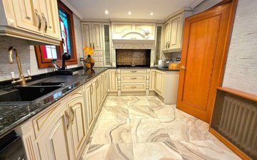 Property slide 14