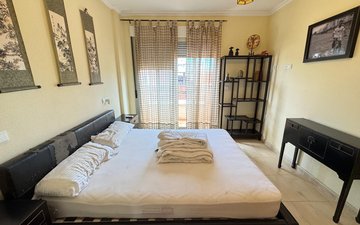 Property slide 18