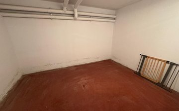 Property slide 23
