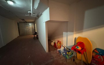Property slide 25
