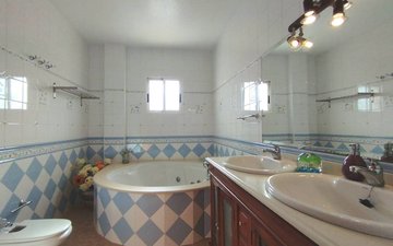 Property slide 21