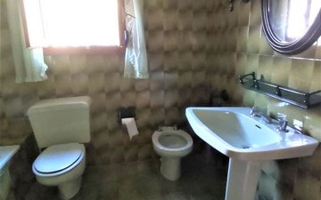 Property slide 20