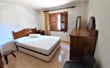 Property slide 22