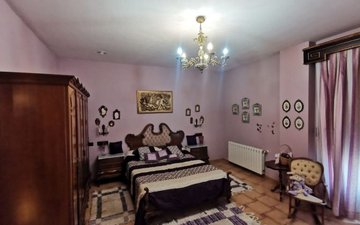 Property slide 28