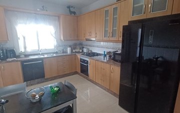 Property slide 14