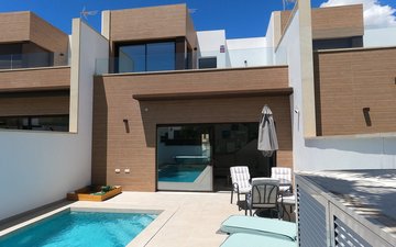 Property slide 10