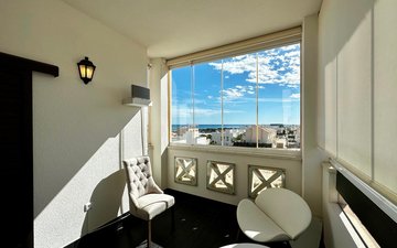 Property slide 21