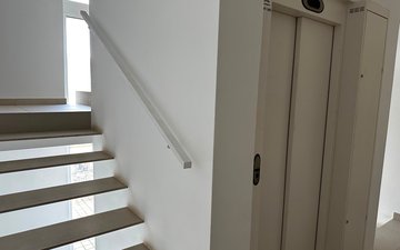 Property slide 32