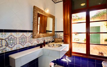 Property slide 24