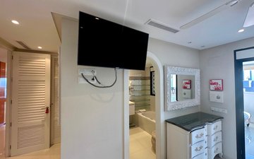 Property slide 20