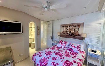 Property slide 25
