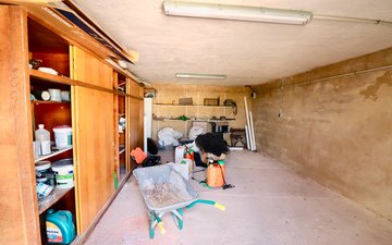 Property slide 46
