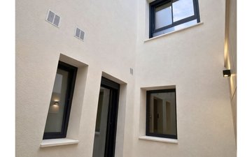 Property slide 15