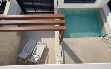 Property slide 31