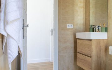 Property slide 20