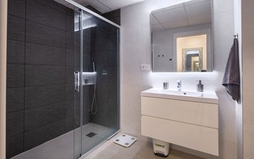 Property slide 20