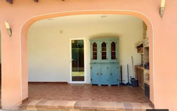 Property slide 35