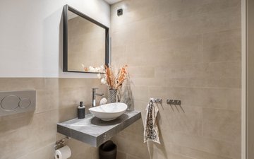 Property slide 18