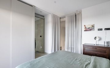 Property slide 22