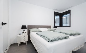 Property slide 10