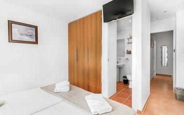 Property slide 20