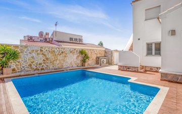 Property slide 4