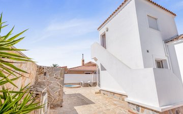 Property slide 16