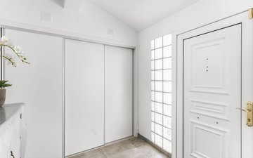 Property slide 22
