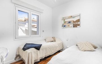 Property slide 40