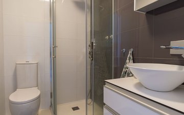 Property slide 21