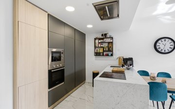 Property slide 21