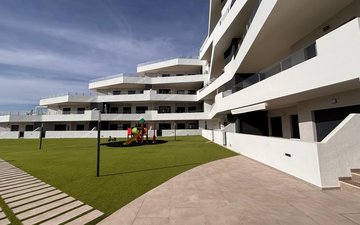 Property slide 32