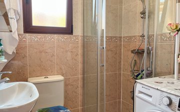 Property slide 17