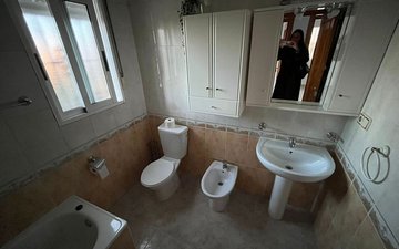 Property slide 22