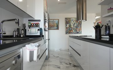 Property slide 19