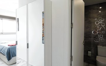 Property slide 23