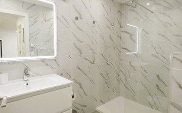 Property slide 17