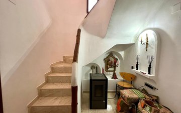 Property slide 48
