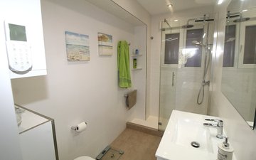 Property slide 21