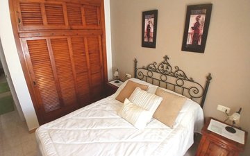 Property slide 25