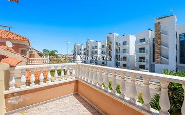 Property slide 25