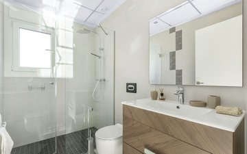 Property slide 25